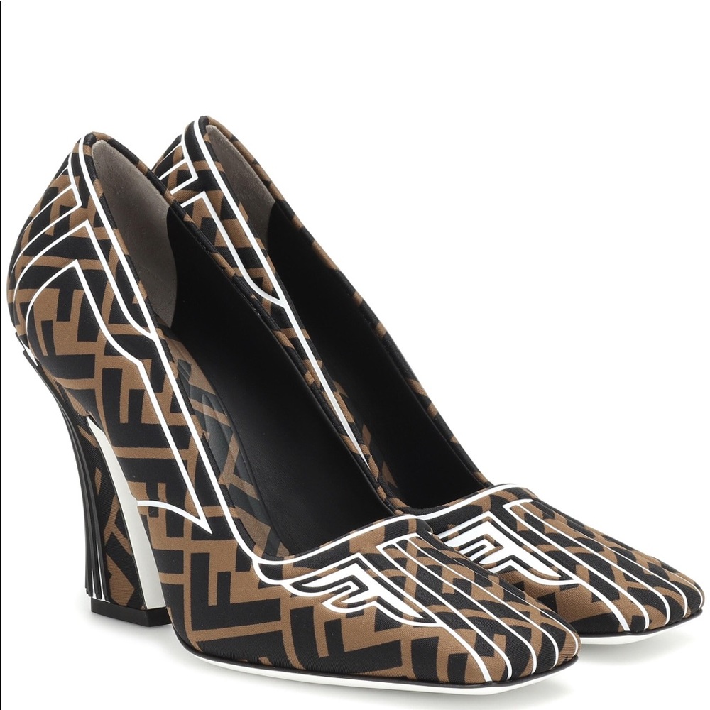 FENDI FREEDOM FABRIC MOTIF SQUARE TOE PUMP